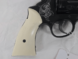 SMITH & WESSON Model 29-10 Factory Engraved w/Hard Case .44 Rem Mag - 3 of 16