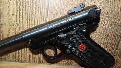 RUGER MARK IV TARGET .22 LR - Image 4 of 6