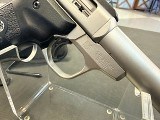 SMITH & WESSON SW22 VICTORY .22LR/.22MAG - 8 of 10