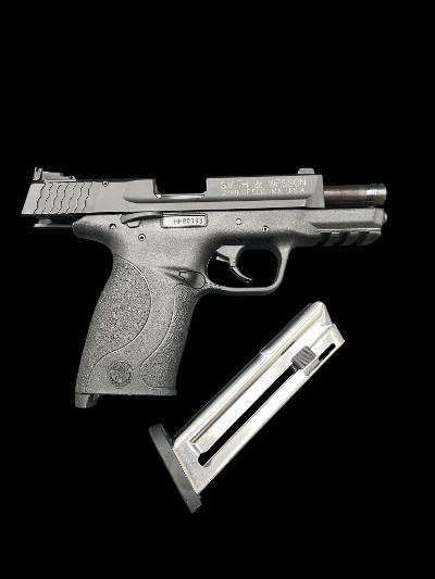 SMITH & WESSON M&P22 COMPACT .22 LR - Image 4 of 8