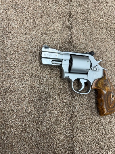 SMITH & WESSON MODEL 686-6 PERFORMANCE CENTER .357 MAG - Image 5 of 11