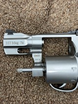 SMITH & WESSON MODEL 686-6 PERFORMANCE CENTER .357 MAG - Image 9 of 11