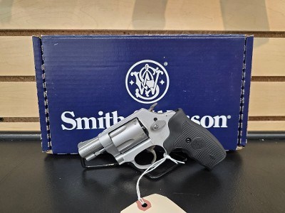 SMITH & WESSON 637 .38 SPL - Image 1 of 12