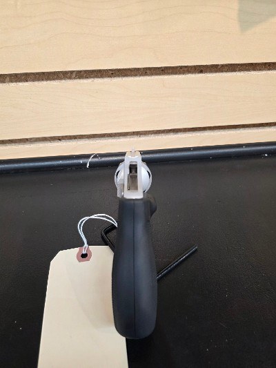 SMITH & WESSON 637 .38 SPL - Image 5 of 12