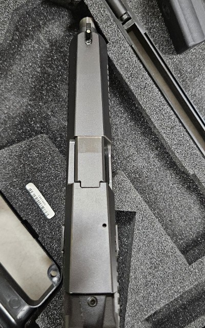 CZ-USA P-10 9MM 9MM LUGER (9X19 PARA) - Image 3 of 4