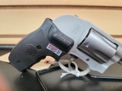 SMITH & WESSON 638 CT .38 SPL - Image 8 of 12