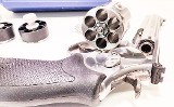 SMITH & WESSON BEAUTIFUL PRE-OWNED S&W MODEL 629 CLASSIC CHAMBERED IN.44 MAG .44 MAGNUM - Image 3 of 3