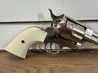 PIETTA 1873 SINGLE ACTION REVOLVER 45 Colt (Long Colt) - Image 5 of 9