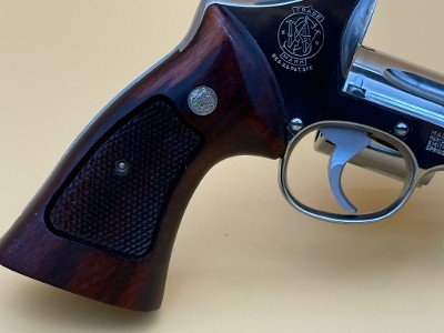 SMITH & WESSON 629-1 .44 MAGNUM - Image 4 of 5