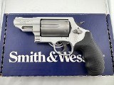 SMITH & WESSON GOVERNOR .45 ACP/.410 GA - 2 of 6
