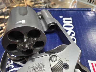 SMITH & WESSON M60LS .357 MAG - Image 3 of 3