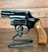 SMITH & WESSON S&W Snub-Nose 1979-1980 Model 37 Chiefs Special Airweight 38-SPL 1.875" Blued .38 SPL - 1 of 19