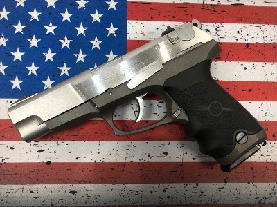 RUGER P-89DC 9MM LUGER (9x19 PARA) - Image 1 of 2