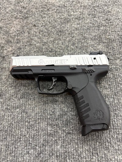 RUGER SR-22 .22 LR - Image 1 of 6