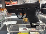 SMITH & WESSON M&P9 SHIELD 9MM LUGER (9x19 PARA) - 1 of 4