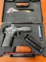 CZ SHADOW 2 Compact 9MM LUGER (9X19 PARA) - 4 of 4