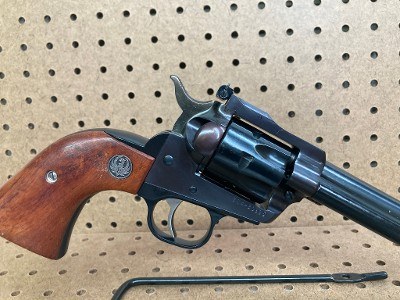 RUGER SINGLE-SIX .22 LR - Image 3 of 10