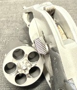 SMITH & WESSON 638-3 .38 SPL - 6 of 9