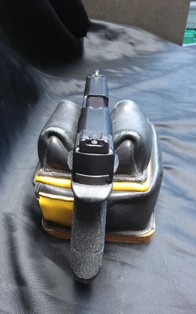 SMITH & WESSON M&P 22 COMPACT .22 LR - Image 4 of 10
