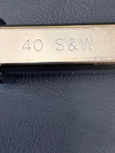 SMITH & WESSON SD40 .40 S&W - Image 16 of 17