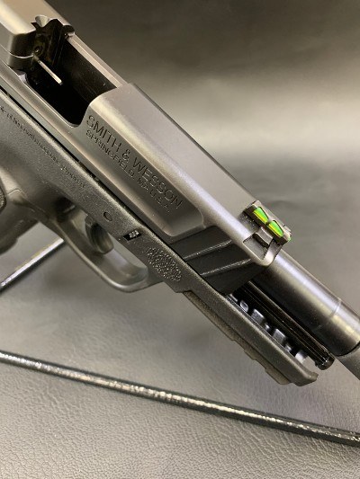 SMITH & WESSON SD40 .40 S&W - Image 5 of 17