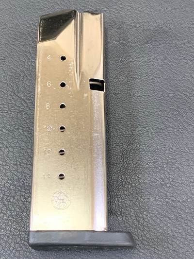 SMITH & WESSON SD40 .40 S&W - Image 15 of 17