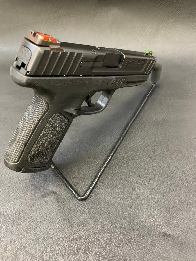 SMITH & WESSON SD40 .40 S&W - Image 8 of 17