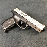 SMITH & WESSON SD 40 VE .40 S&W - 2 of 4