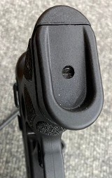 TAURUS Taurus G2C .40 S&W - Image 5 of 12