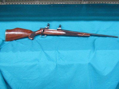 WEATHERBY VANGUARD SPORTER .300 WIN MAG - Image 1 of 9