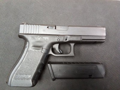 GLOCK G17 GEN 4 9MM LUGER (9x19 PARA) - Image 1 of 4