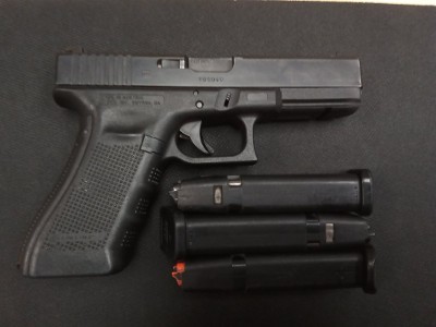 GLOCK G17 GEN 4 9MM LUGER (9x19 PARA) - Image 1 of 4