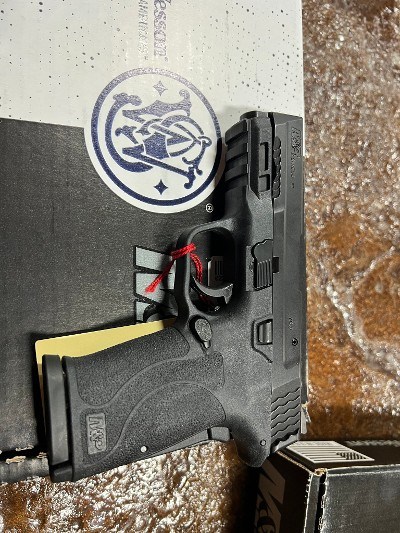 SMITH & WESSON M&P9 SHIELD EZ M2.0 9MM LUGER (9X19 PARA) - Image 1 of 2
