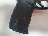 SMITH & WESSON SD40 VE .40 S&W - 2 of 7