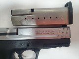 SMITH & WESSON SD40 VE .40 S&W - 7 of 7
