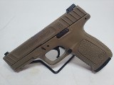 SMITH & WESSON SD40 VE .40 S&W - 1 of 7