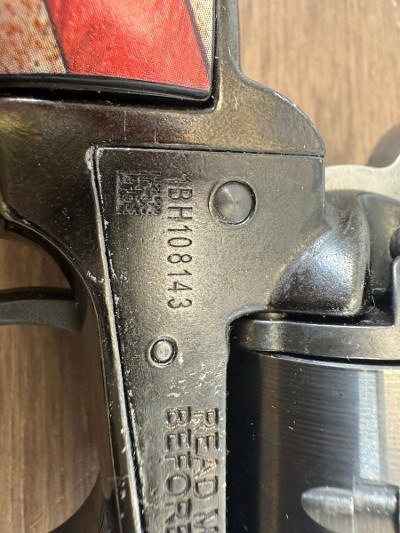 HERITAGE MFG. ROUGH RIDER RR22BRUSFLAG .22 LR - Image 9 of 9