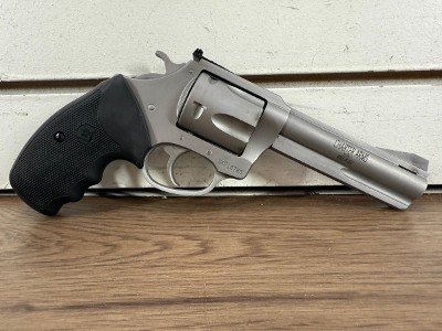 CHARTER ARMS MAG PUG 357 (73542) .357 MAG - Image 5 of 12