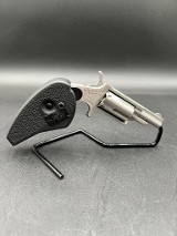 NORTH AMERICAN ARMS NAA MINI REVOLVER .22 LR/.22 WMR - Image 1 of 6