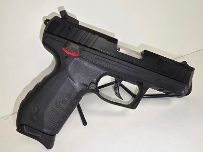 RUGER SR22 .22 LR - Image 4 of 8