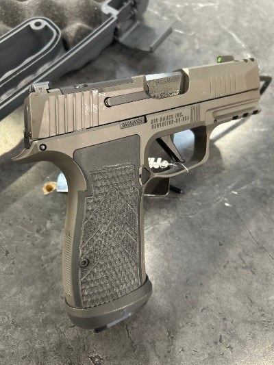 SIG SAUER P365 AXG LEGION 9MM LUGER (9x19 PARA) - Image 3 of 5
