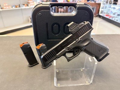 GLOCK 19 GEN 5 9MM LUGER (9x19 PARA) - Image 1 of 10