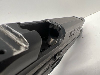 SMITH & WESSON M&P40 PRO SERIES 40 Smith & Wesson - Image 4 of 12
