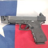 GLOCK 23 gen 4 .40 S&W - 1 of 9