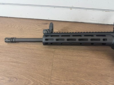 SMITH & WESSON M&P 15-22 - RIFLE .22 LR - Image 2 of 10