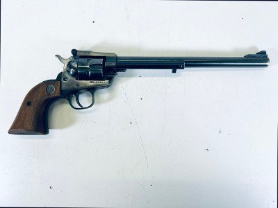 RUGER SINGLE-SIX .22 LR - Image 2 of 11