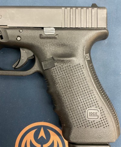 GLOCK G22GEN 4 .40 S&W - Image 5 of 8