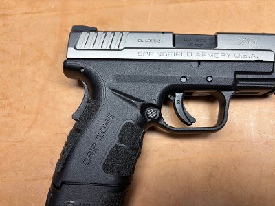 SPRINGFIELD ARMORY XD-45 Sub-Compact Mod. 2 .45 ACP - Image 7 of 14