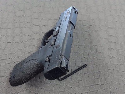 SMITH & WESSON M&P9 SHIELD 9MM LUGER (9x19 PARA) - Image 5 of 5