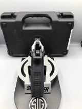BERETTA TYPE 92XI 9MM LUGER (9x19 PARA) - 7 of 9